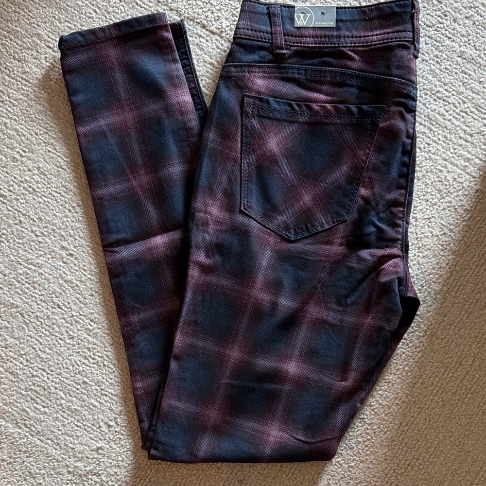 Wit & Wisdom Women's Skinny Pants in Black and Wine Plaid